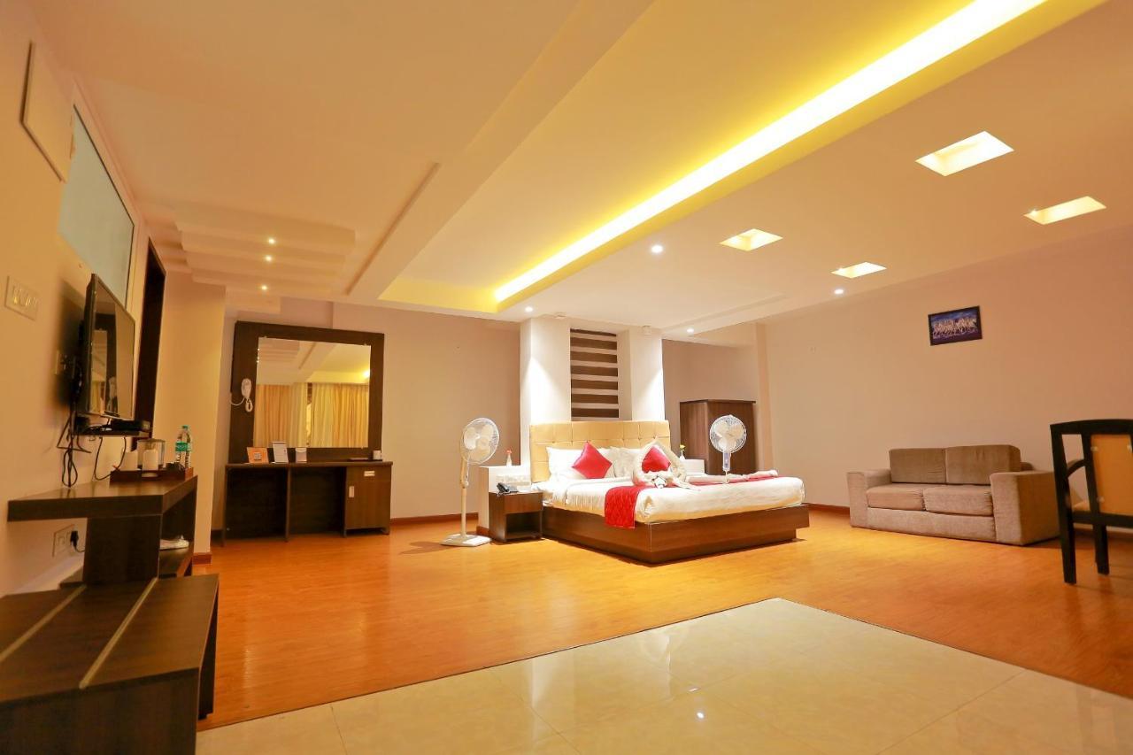 Grand Signature Hotel & Spa Yercaud Bagian luar foto