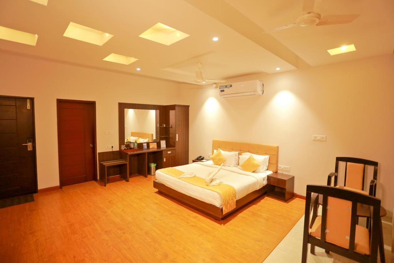 Grand Signature Hotel & Spa Yercaud Bagian luar foto
