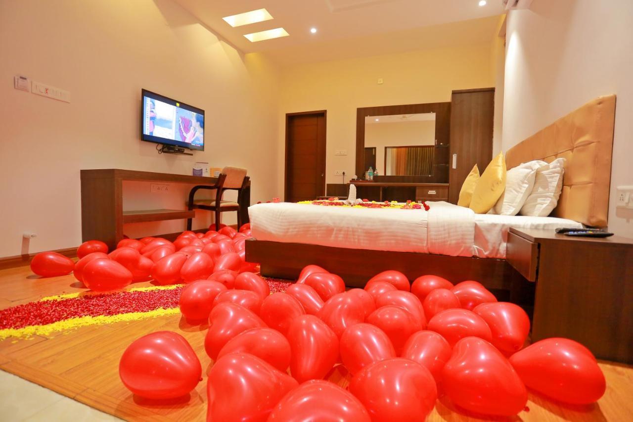 Grand Signature Hotel & Spa Yercaud Bagian luar foto